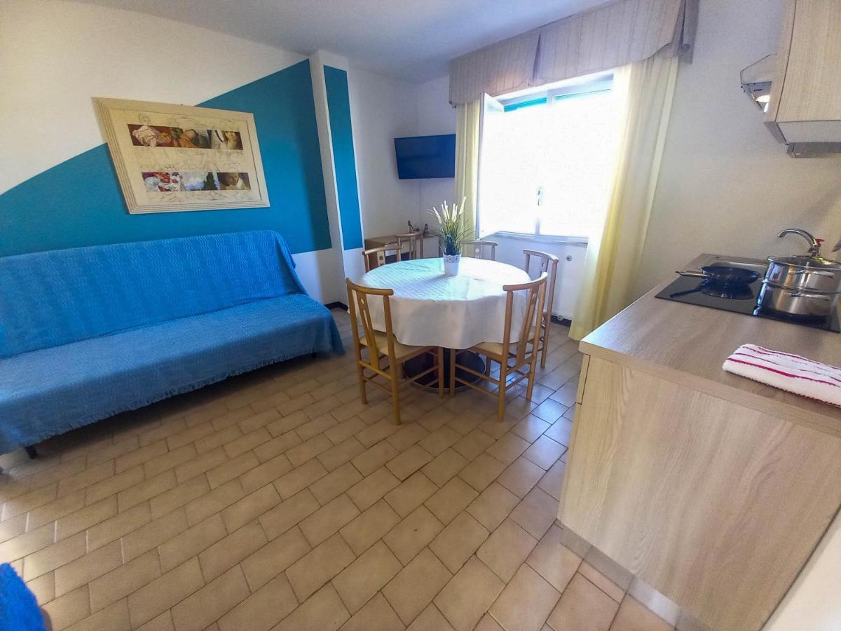 Petlyapartments ベラーリア・イジェア・マリーナ エクステリア 写真