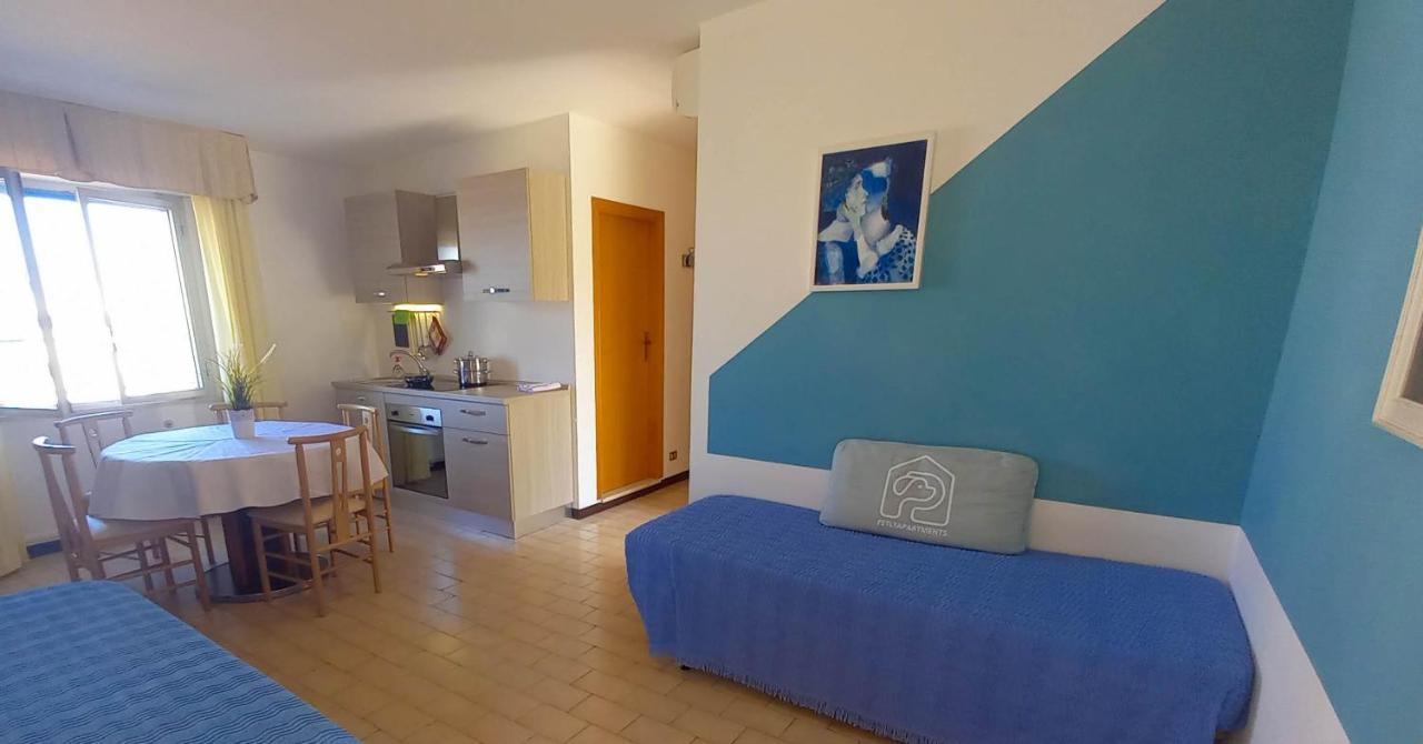 Petlyapartments ベラーリア・イジェア・マリーナ エクステリア 写真