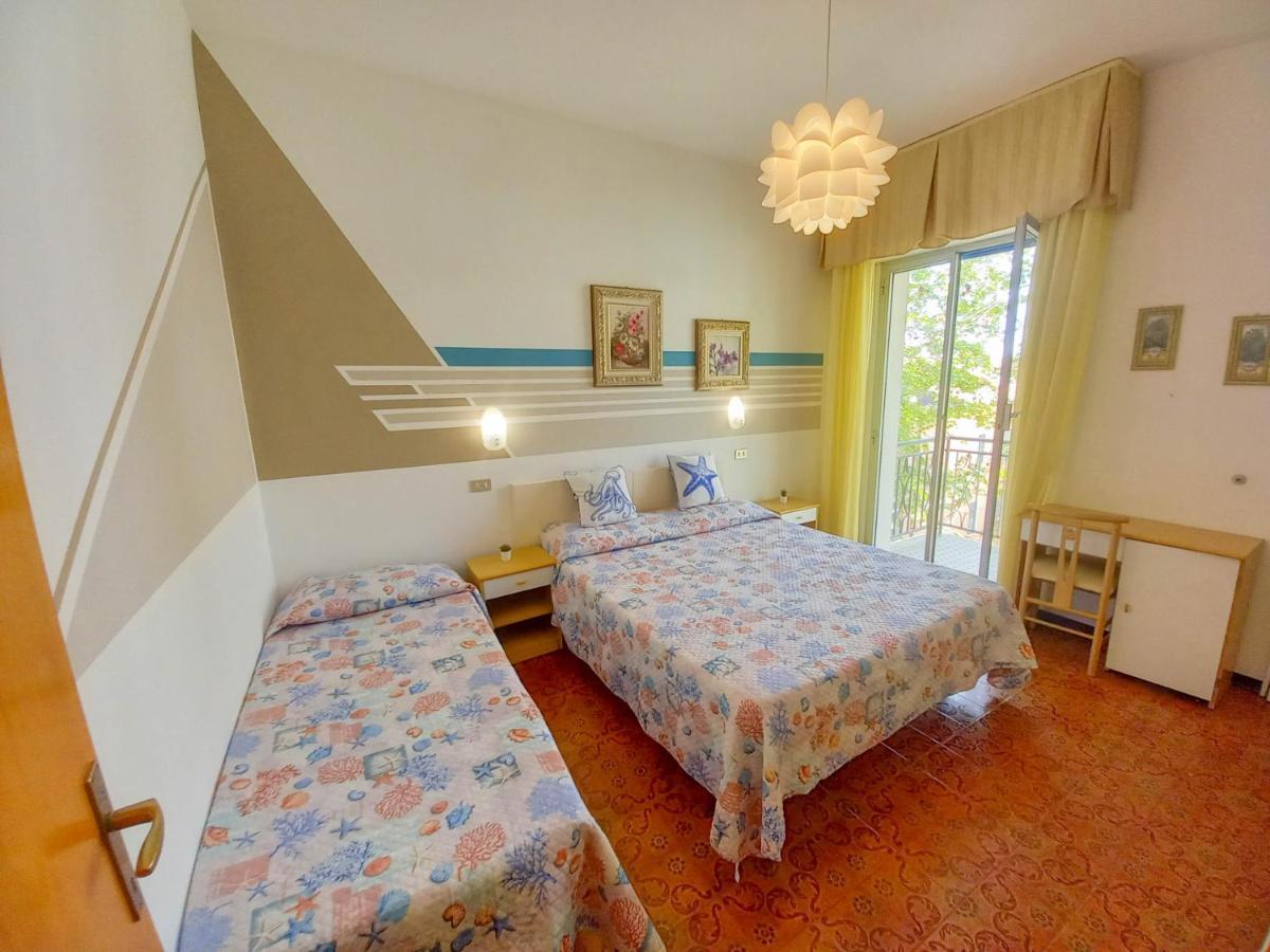 Petlyapartments ベラーリア・イジェア・マリーナ エクステリア 写真