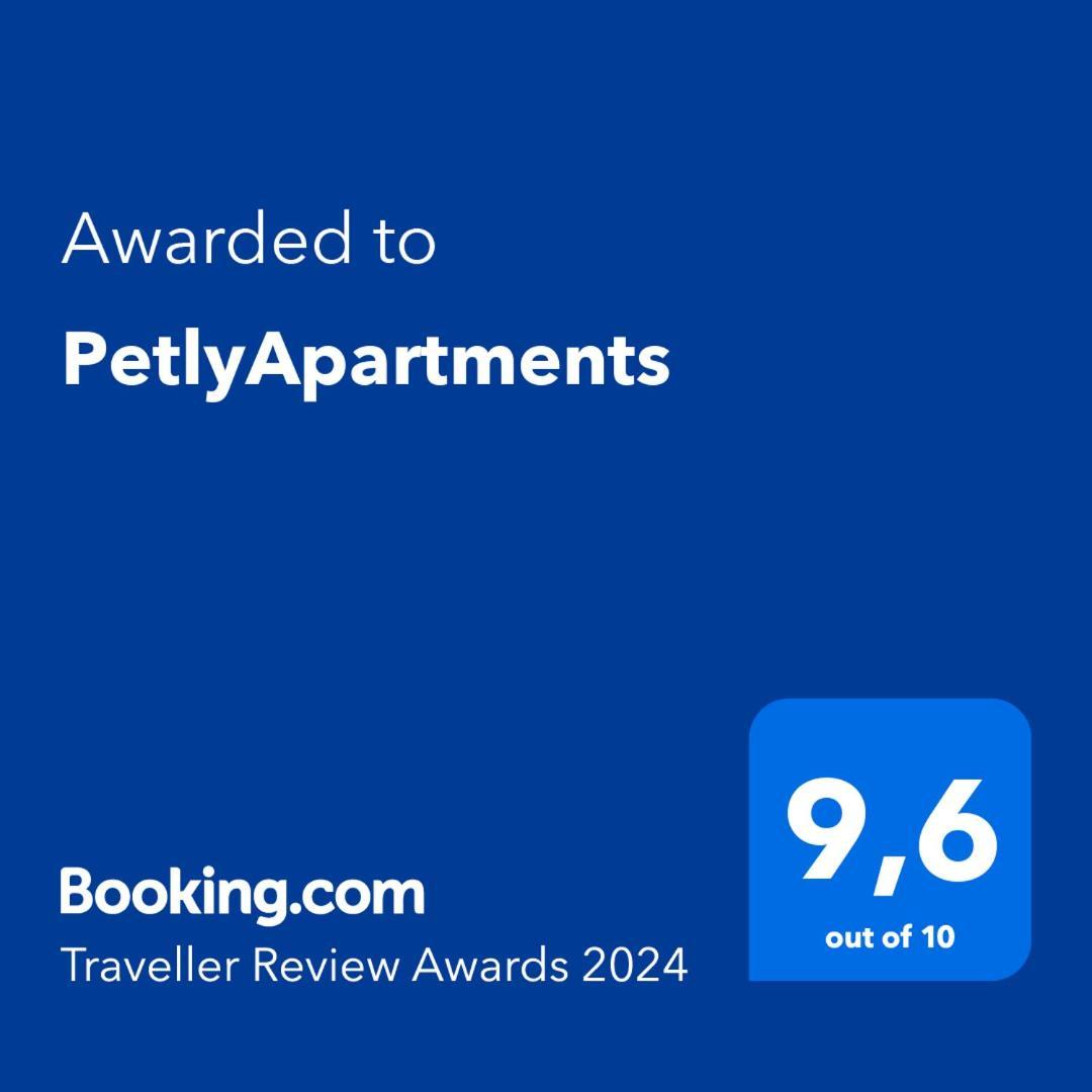 Petlyapartments ベラーリア・イジェア・マリーナ エクステリア 写真
